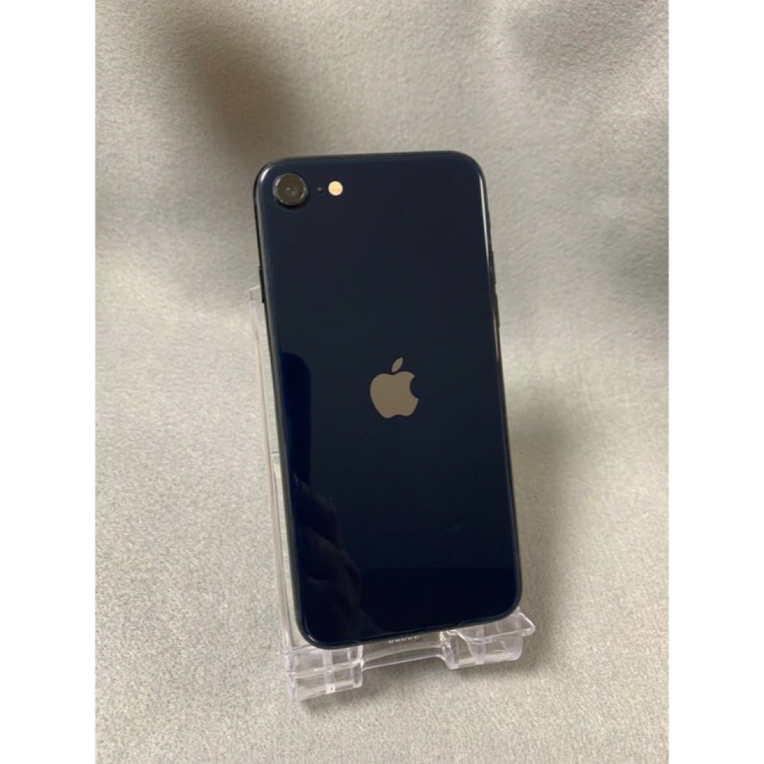美品 Appleストア版 SIMフリー iPhoneSE 第3世代 64GB 美品 Appleストア版 SIMフリー iPhoneSE 第3世代 64GB