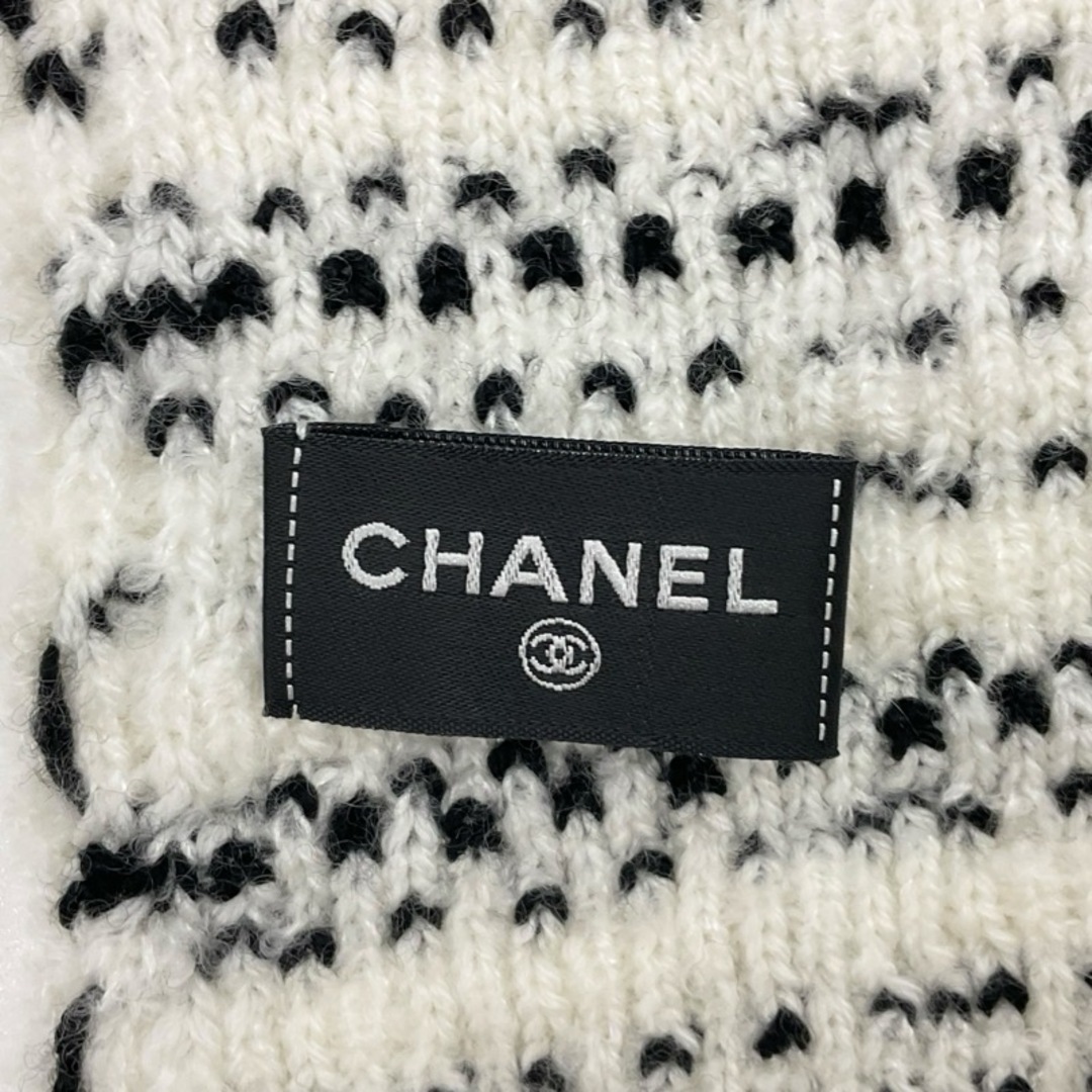 CHANEL - シャネル CHANEL マフラー ホワイト ブラック ココ CHANEL - シャネル CHANEL マフラー ホワイト ブラック ココ