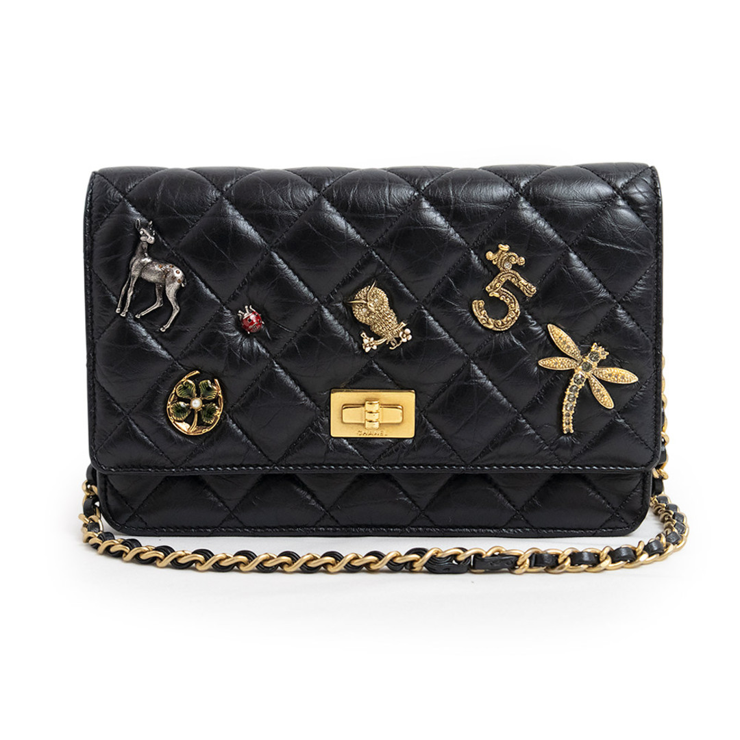 CHANEL - シャネル 2.55 エンブロイダリー スタッズ マトラッセ CHANEL - シャネル 2.55 エンブロイダリー スタッズ マトラッセ