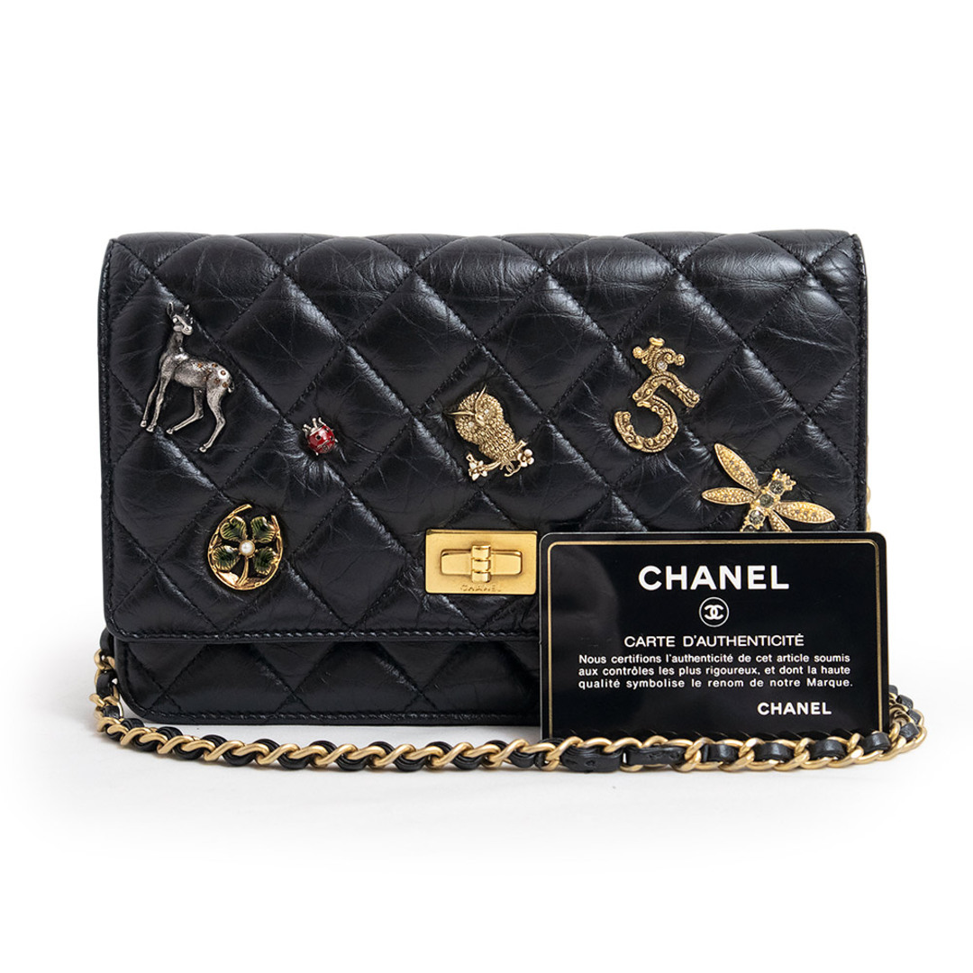 CHANEL - シャネル 2.55 エンブロイダリー スタッズ マトラッセ CHANEL - シャネル 2.55 エンブロイダリー スタッズ マトラッセ