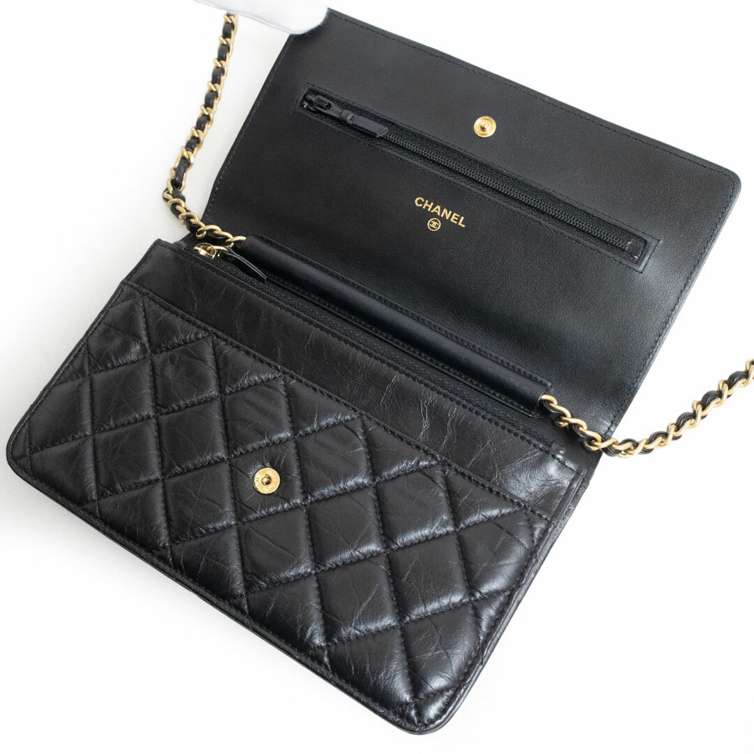 CHANEL - シャネル 2.55 エンブロイダリー スタッズ マトラッセ CHANEL - シャネル 2.55 エンブロイダリー スタッズ マトラッセ