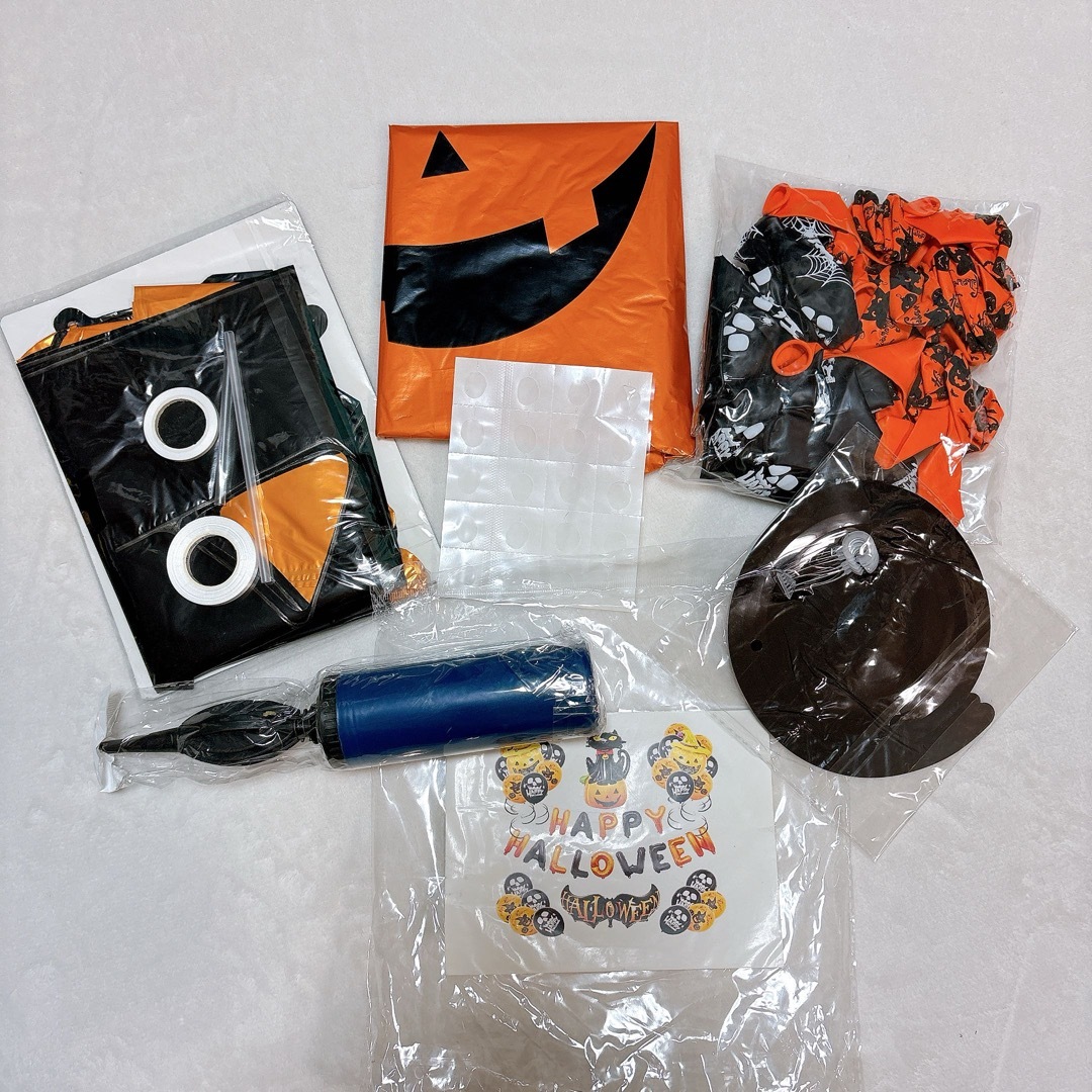 送料無料✨ハロウィン飾り 風船 ガーランド 黒猫 カボチャ 黒い翼 バルーン インテリア/住まい/日用品のインテリア/住まい/日用品 その他(その他)の商品写真
