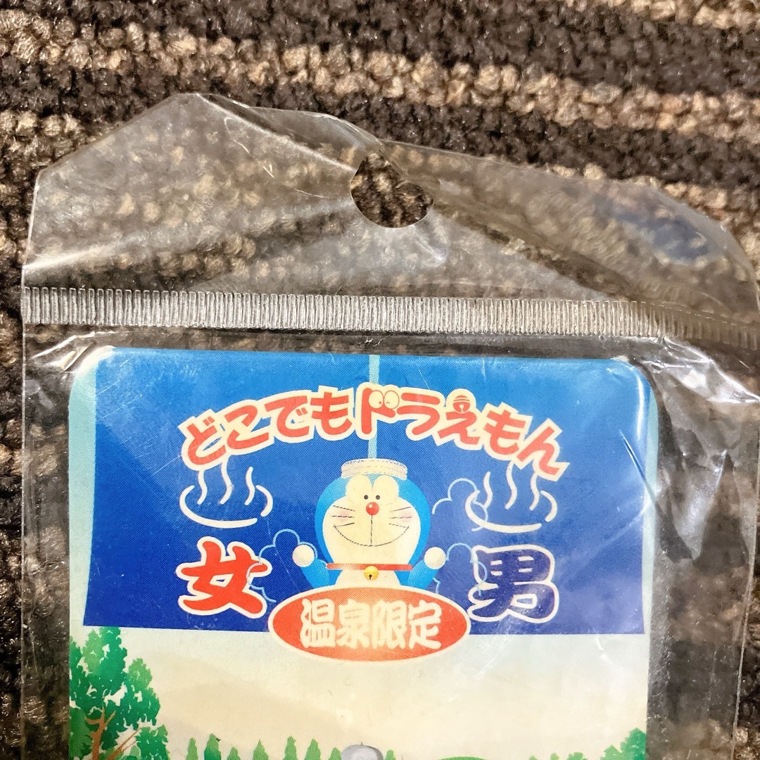 ドラえもん - どこでもドラえもん☆温泉地限定☆温泉☆根付 ドラえもん - どこでもドラえもん☆温泉地限定☆温泉☆根付