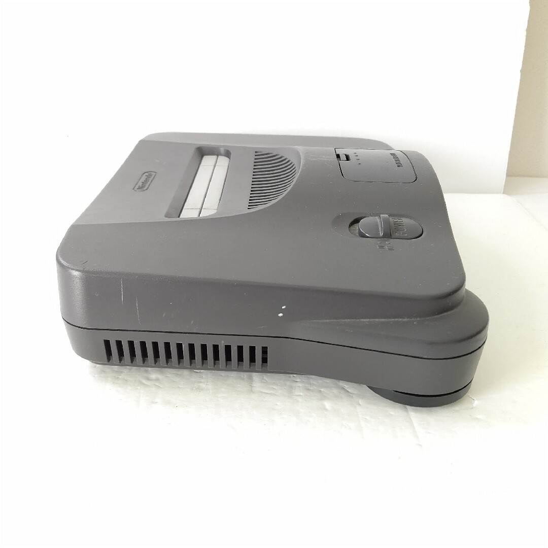 NINTENDO 64 - Nintendo ニンテンドー64 美品 ブラック レッド NINTENDO 64 - Nintendo ニンテンドー64 美品 ブラック レッド