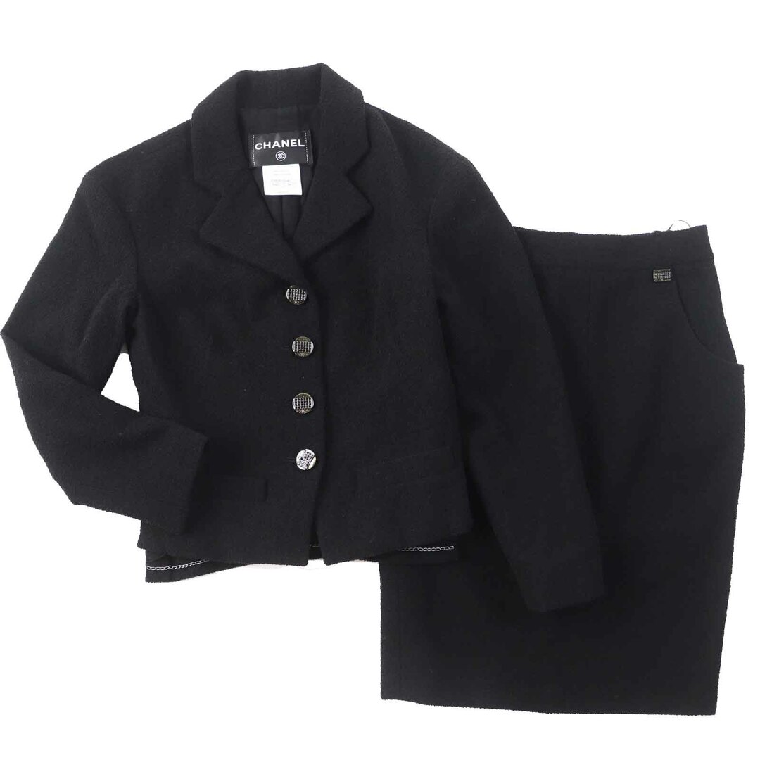 CHANEL - 美品◎CHANEL シャネル Ｐ42616／Ｐ42872 ウール ナイロン ラインストーンココボタン・プレート付き 単色ツイード セットアップ ブラック 36・34 フランス製 正規品 レディース