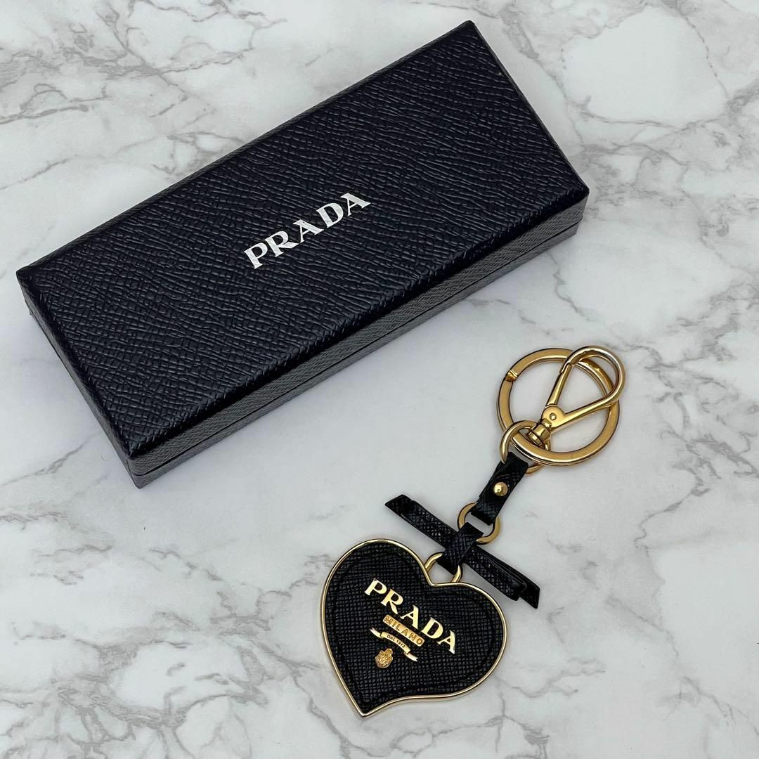 プラダ キーホルダー チャーム ブラック PRADA プラダ キーホルダー チャーム ブラック PRADA