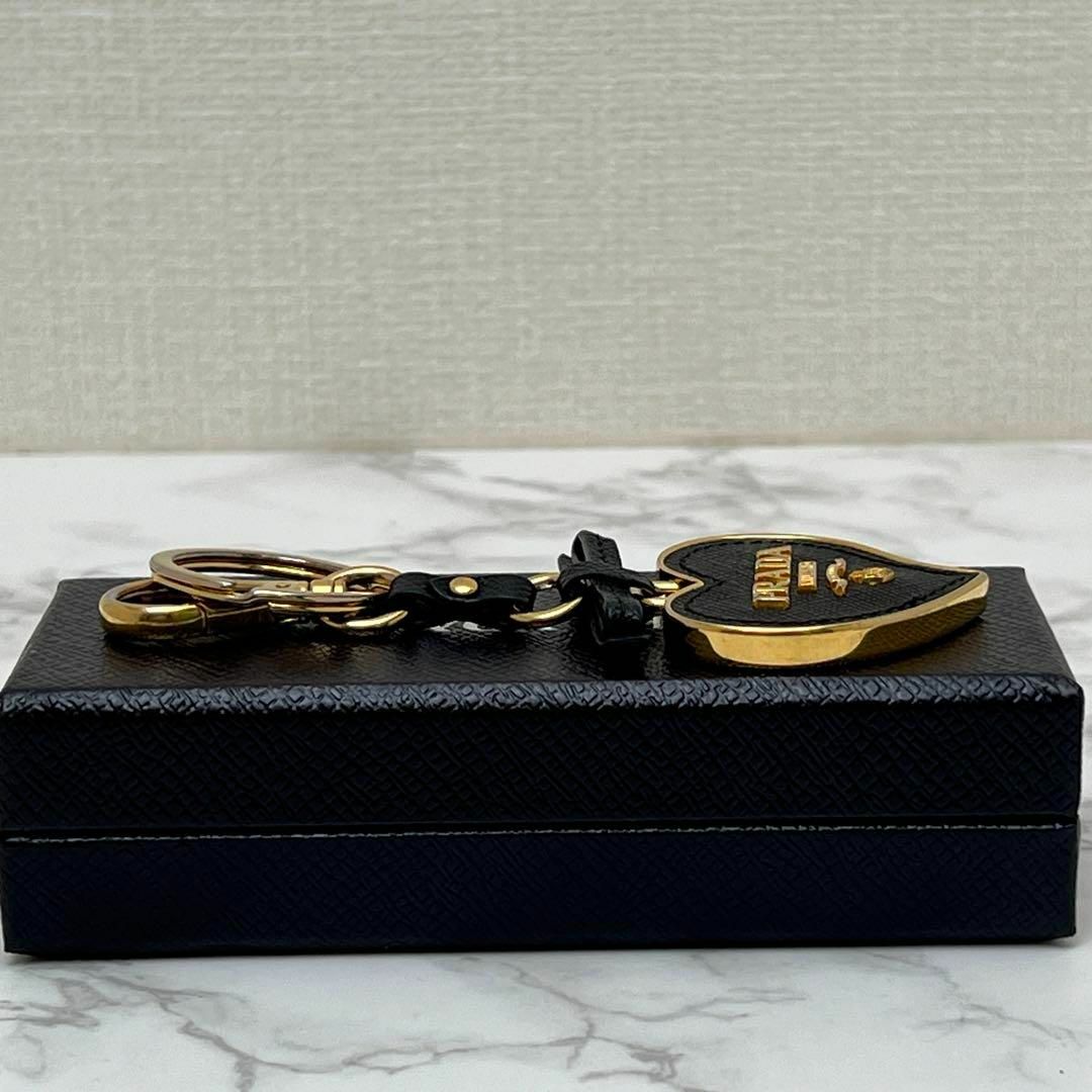 プラダ キーホルダー チャーム ブラック PRADA プラダ キーホルダー チャーム ブラック PRADA