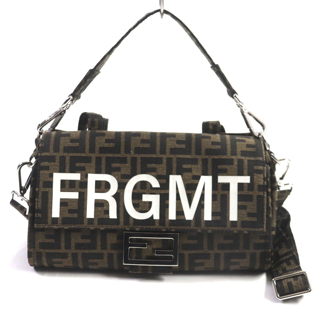 FENDI - 極美品▼FENDI フェンディ FRGMT フラグメント 8BH418 ズッカ バゲット フォールダブル 3WAY トート キャンバス ショルダーバッグ ブラウン シルバー金具 保存袋付き イタリア製 メンズ