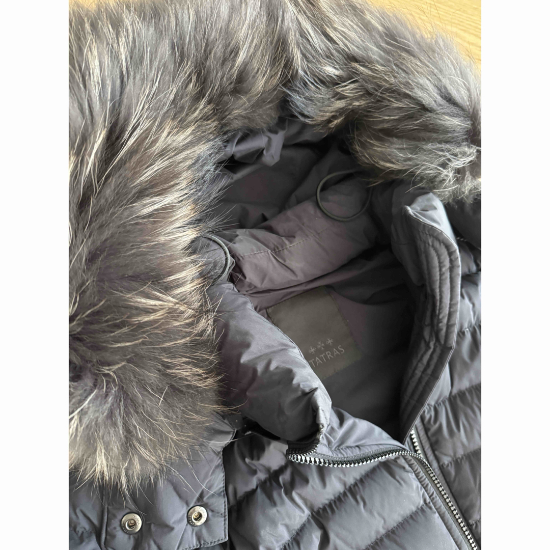 美品 TATRAS タトラス VARENA ヴァレナ ショートダウン ブラック3 美品 TATRAS タトラス VARENA ヴァレナ ショートダウン ブラック3