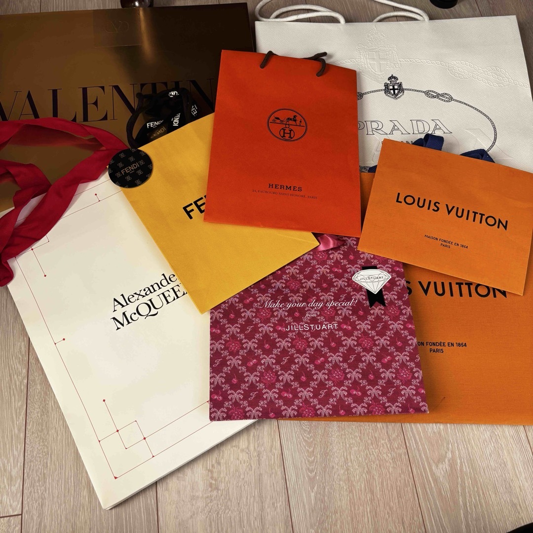 HERMES(エルメス)のブランドショップ袋 8点セット レディースのバッグ(ショップ袋)の商品写真