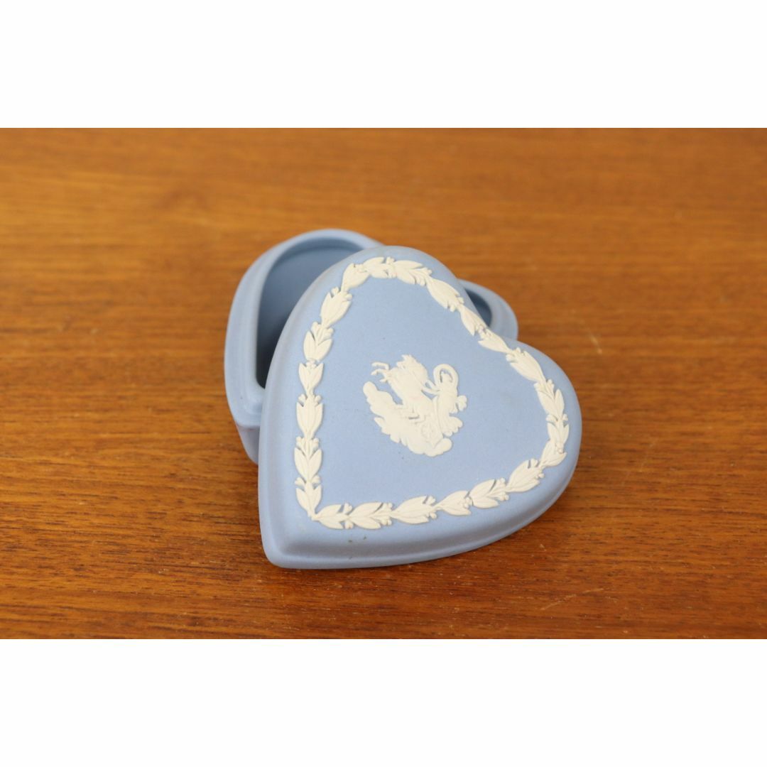 WEDGWOOD - ウェッジウッド ジャスパー 小物入れ ハートボックス WEDGWOOD - ウェッジウッド ジャスパー 小物入れ ハートボックス