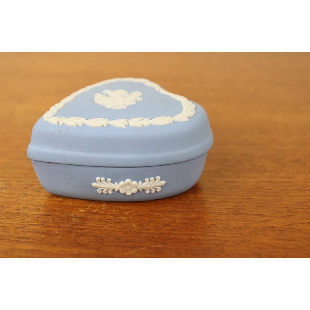 WEDGWOOD - ウェッジウッド ジャスパー 小物入れ ハートボックス WEDGWOOD - ウェッジウッド ジャスパー 小物入れ ハートボックス