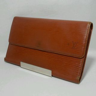 ルイヴィトン(LOUIS VUITTON)の★本物☆正規品★人気☆ヴィトン 茶 エピ 三つ折り長財布(財布)