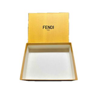 FENDI(ショップ袋)のフリマアイテム一覧 FENDI(ショップ袋)のフリマアイテム一覧