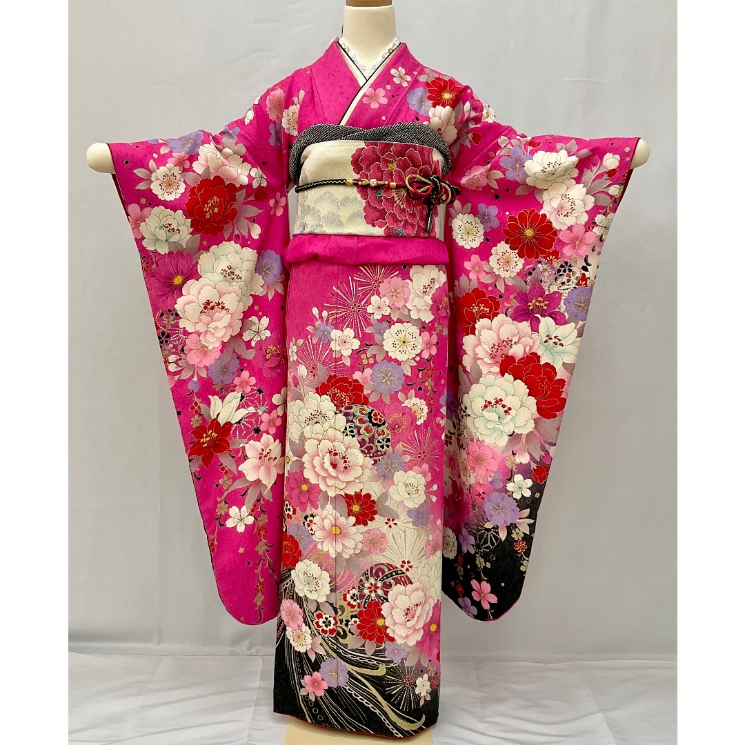 振袖　振袖フルセット　ピンク系　牡丹　鞠　桜　銀通し　金彩　正絹