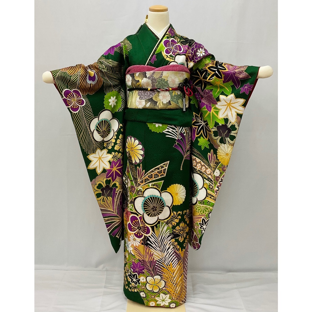 振袖　振袖フルセット　グリーン系　松竹梅　菊　紅葉　孔雀の羽根　金彩　正絹