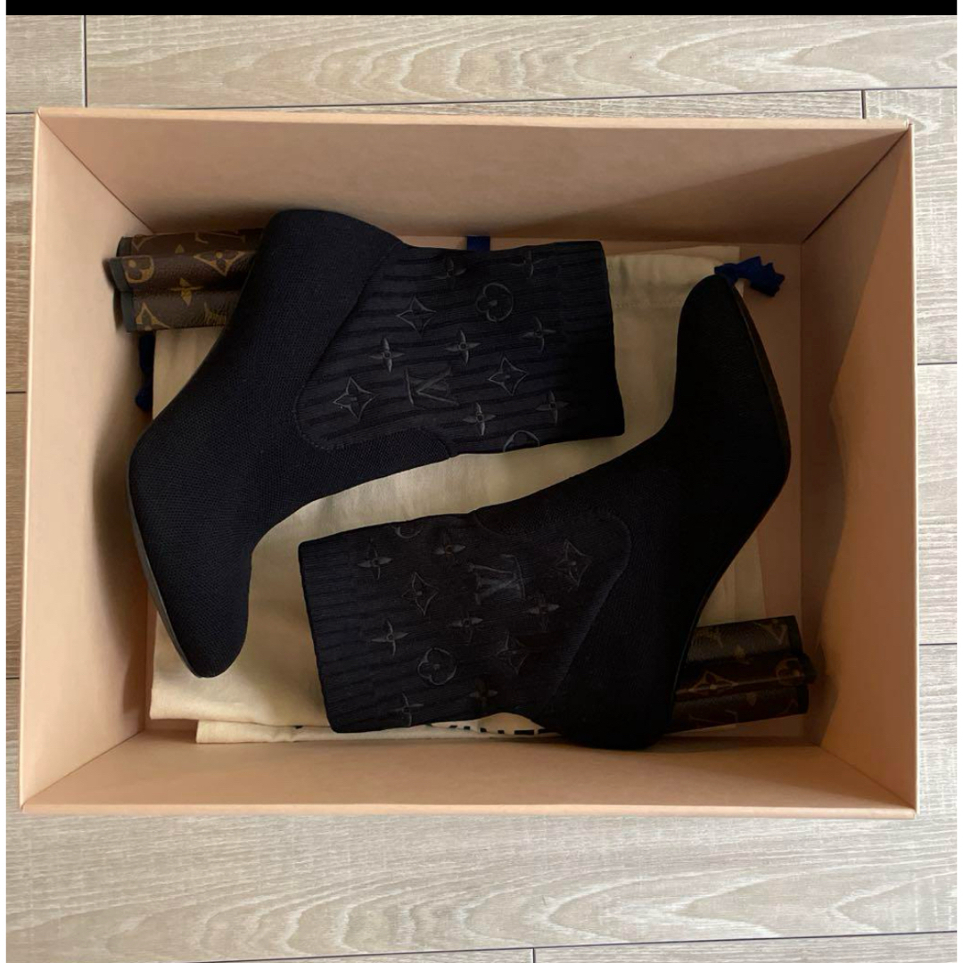LOUIS VUITTON - Louis Vuitton 黒 ニットブーツ ヒール 36.5の LOUIS VUITTON - Louis Vuitton 黒 ニットブーツ ヒール 36.5の