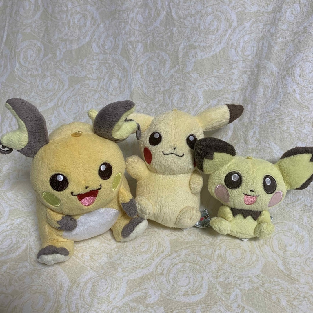 ポケモン ぬいぐるみ ピカチュウ ライチュウ ピチュー 日中 ポケモン ぬいぐるみ ピカチュウ ライチュウ ピチュー 日中