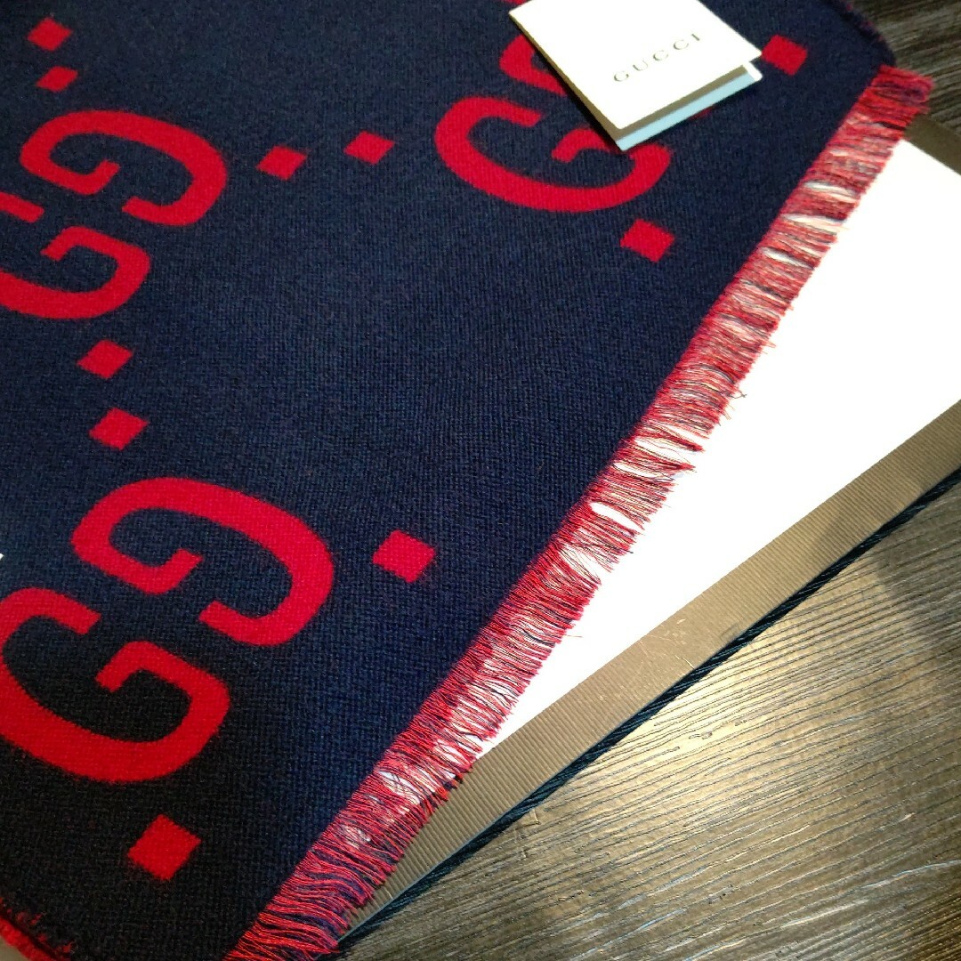 ❤美品箱付き❤GUCCI マフラー ストール ショール スカーフ ❤美品箱付き❤GUCCI マフラー ストール ショール スカーフ