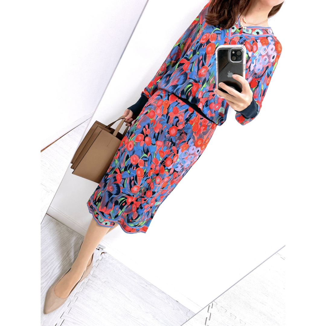 美品✨】定価20万❤️レオナール✨サイズ9✨シルク100% セットアップ 美品✨】定価20万❤️レオナール✨サイズ9✨シルク100% セットアップ