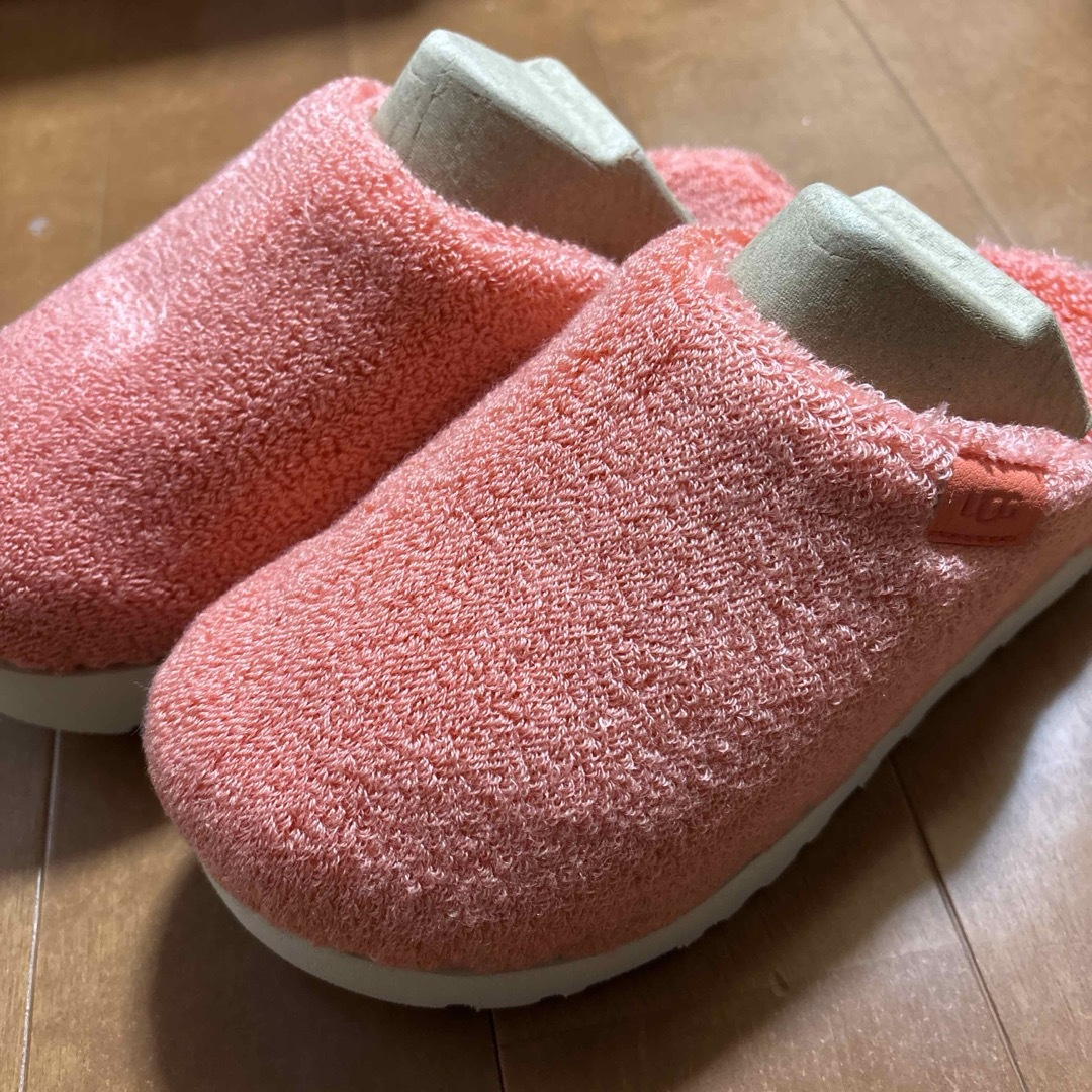 新品 UGG アグ ファズ シュガー テリー スライド 23cm スリッポン 新品 UGG アグ ファズ シュガー テリー スライド 23cm スリッポン