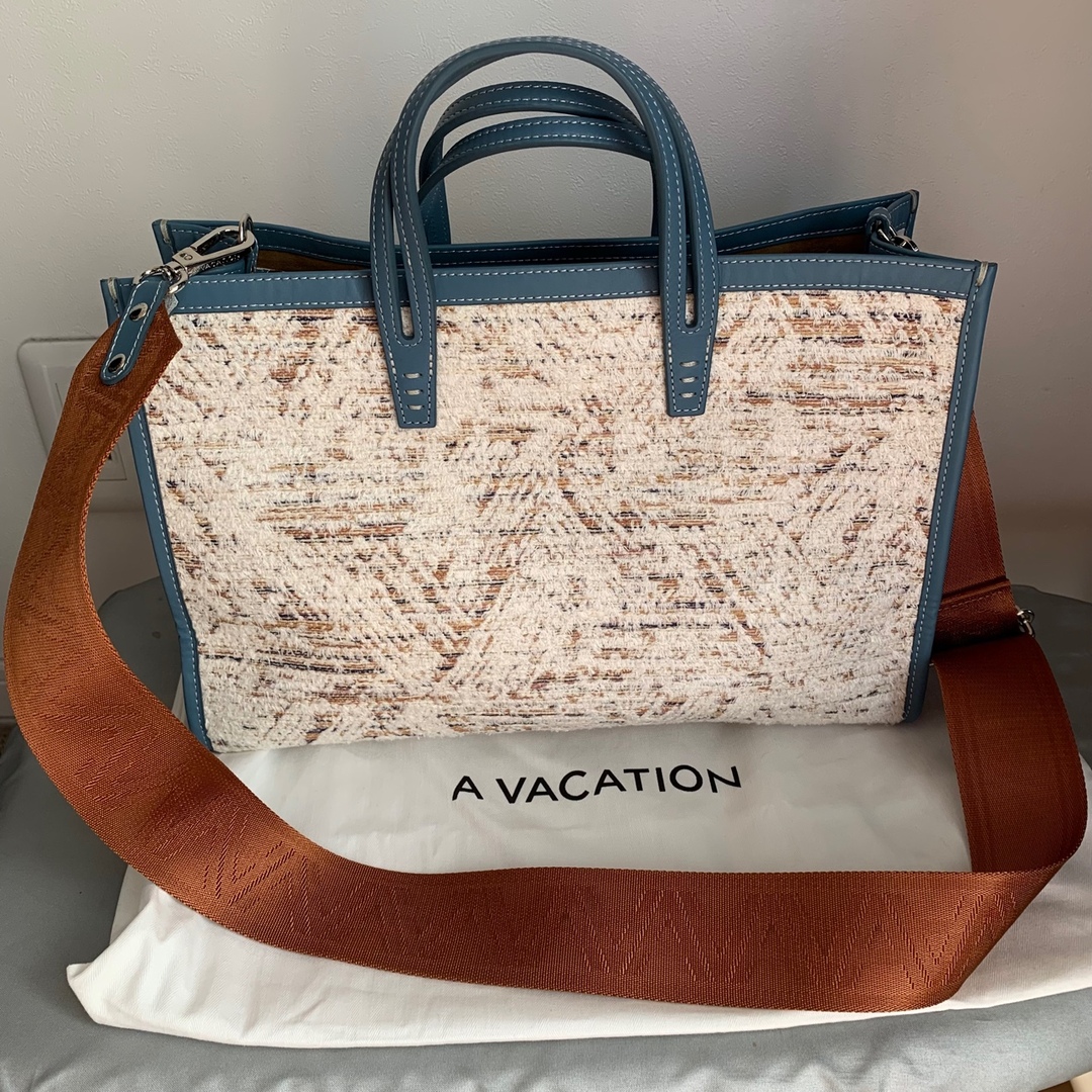 A VACATION - A VACATION BREAD M WHISKEY 新品の通販 by A VACATION - A VACATION BREAD M WHISKEY 新品の通販 by