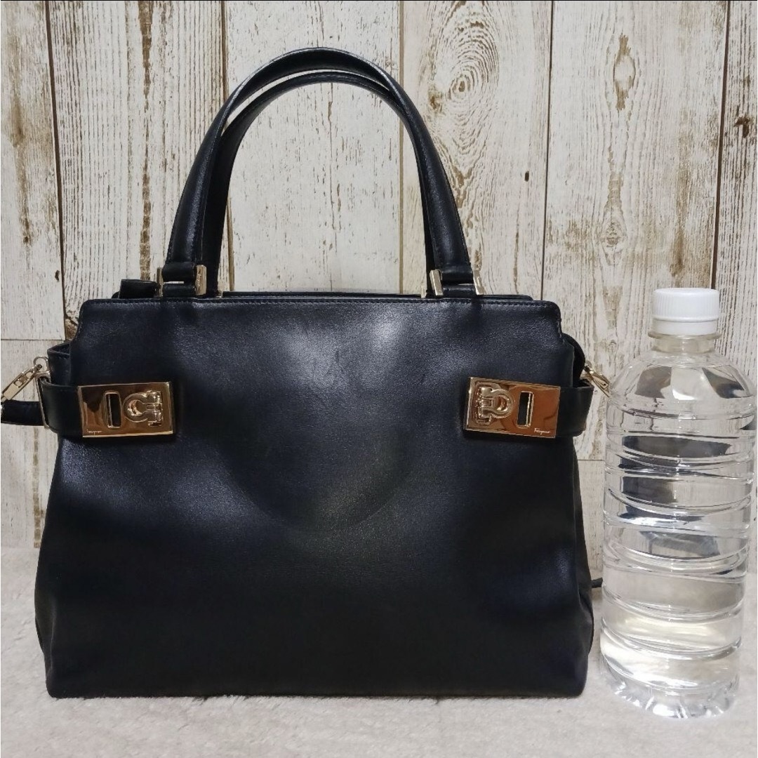 Salvatore Ferragamo フェラガモ ガンチーニ 2WAYバッグ Salvatore Ferragamo フェラガモ ガンチーニ 2WAYバッグ