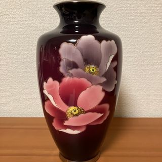 富士七宝陶器】花柄 黒色 花瓶 専用箱付き 高さ28㎝ 心強い 富士七宝陶器】花柄 黒色 花瓶 専用箱付き 高さ28㎝ 心強い