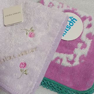 ローラアシュレイ(LAURA ASHLEY)の値下げ📌ローラアシュレイ&キットソン☆タオルハンカチ２枚セット🌼(ハンカチ)