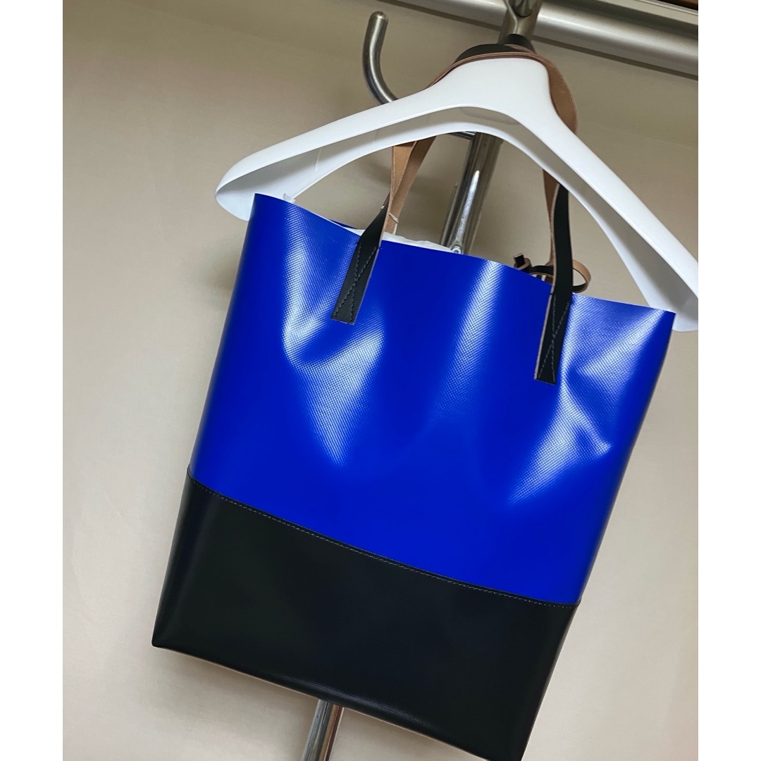 人気沸騰ブラドン MARNI 23ss 新品 - MARNI PVC by 6980の通販 青黒 トートバッグ バッグ