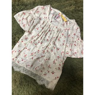 レッセパッセ(LAISSE PASSE)のレッセパッセ 超美品 花柄白系チュニックブラウス(シャツ/ブラウス(半袖/袖なし))