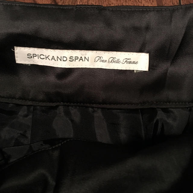 Spick & Span(スピックアンドスパン)のスピック＆スパン サテンスカート レディースのスカート(ミニスカート)の商品写真