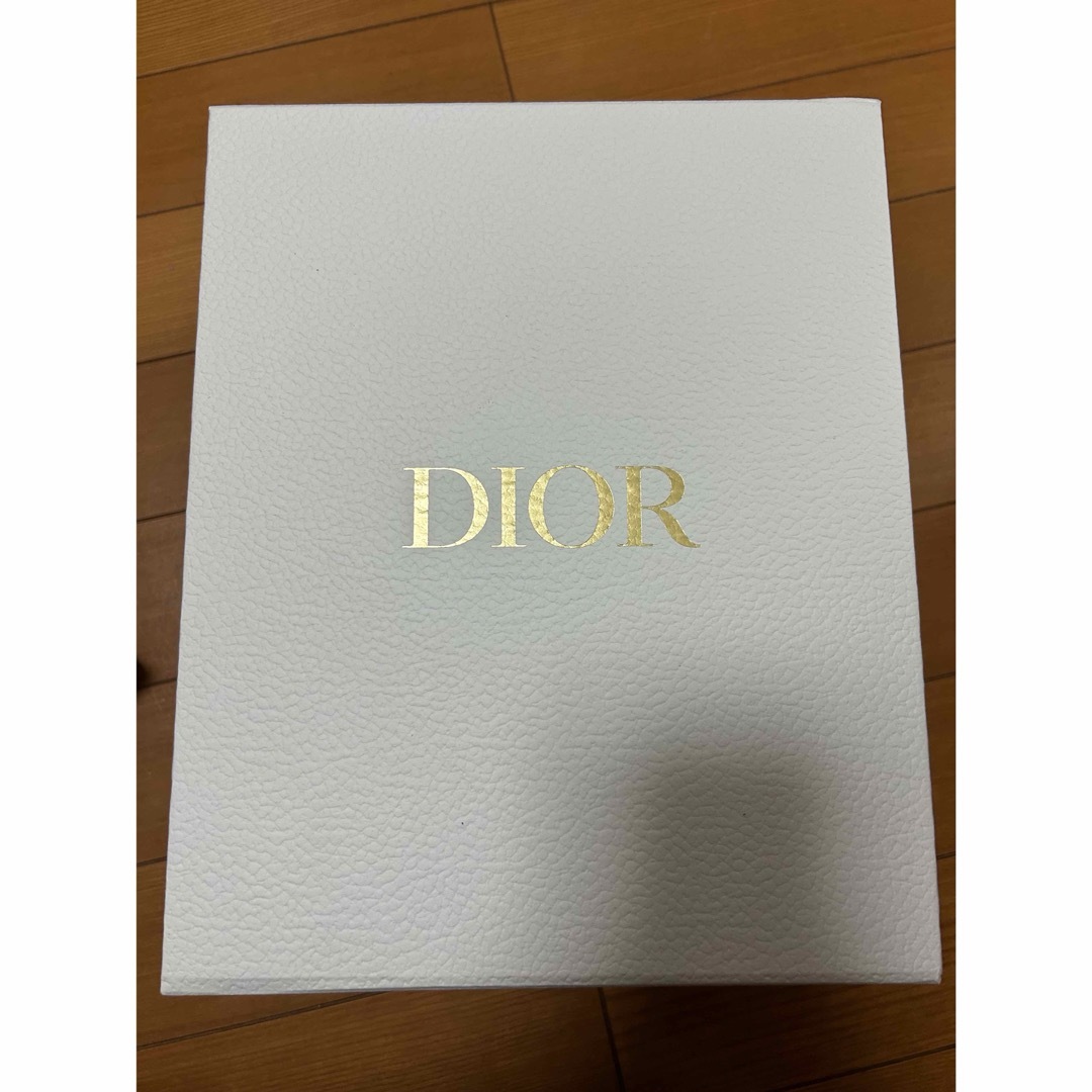 Dior - Dior ディオール 空箱 リボン付きの通販 by momo's shop Dior - Dior ディオール 空箱 リボン付きの通販 by momo's shop