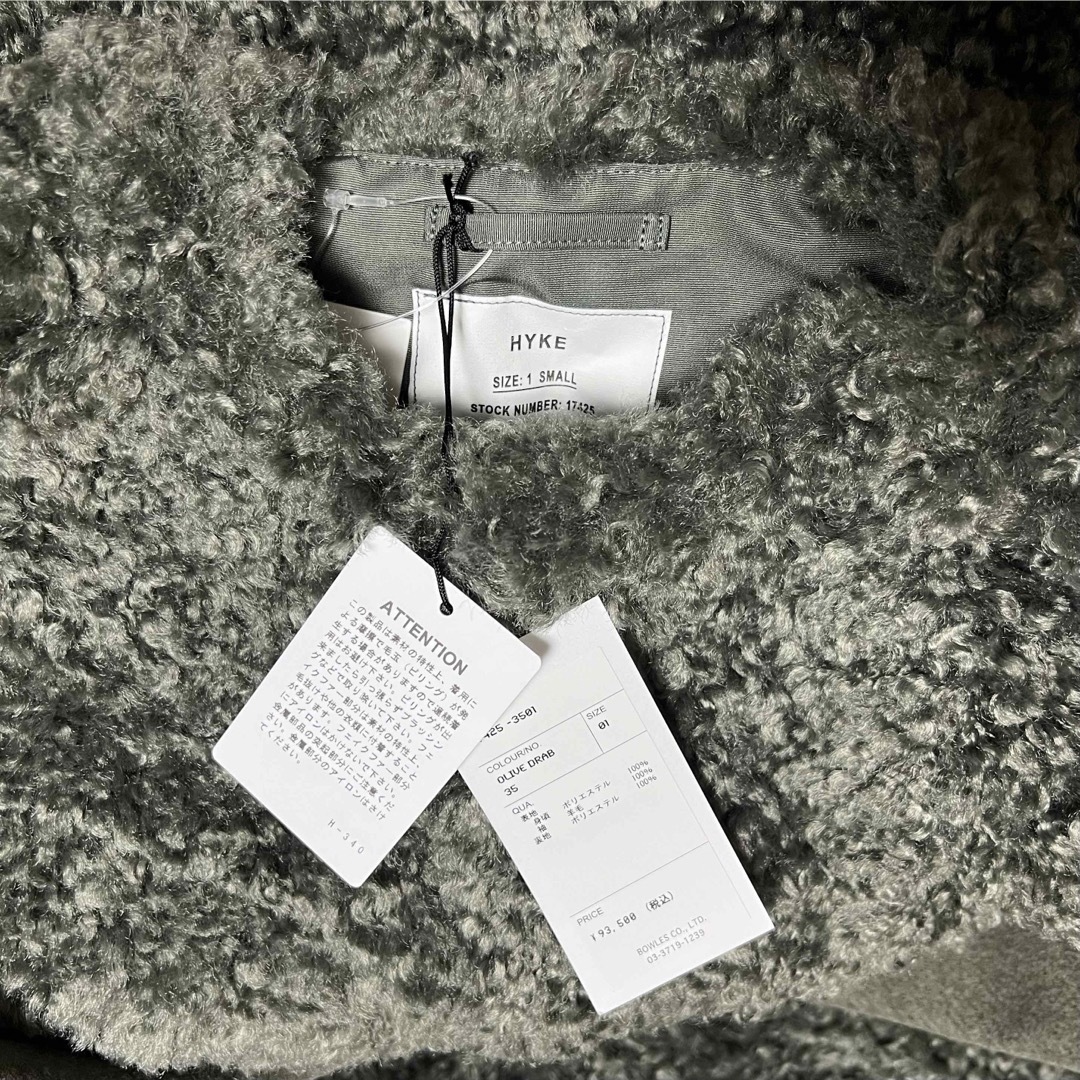 HYKE - 新品 HYKE ハイク FAUX SHEARLING COAT ファーコートの HYKE - 新品 HYKE ハイク FAUX SHEARLING COAT ファーコートの