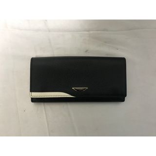 PELLE MORBIDA(長財布)のフリマアイテム一覧 PELLE MORBIDA(長財布)のフリマアイテム一覧