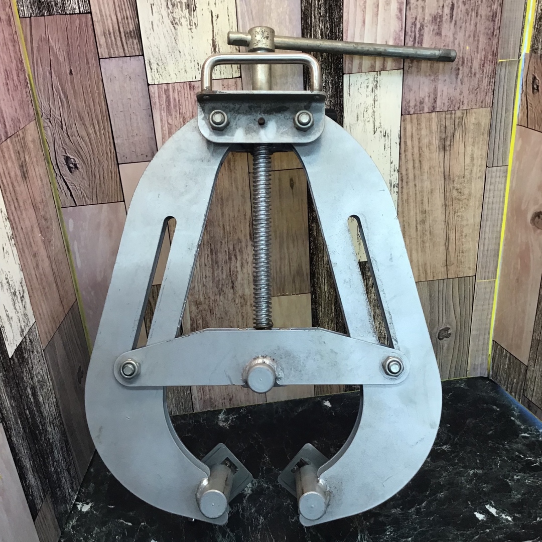 育良精機 溶接用パイプクランプ ISK-PC320【八潮店】 ぶし 育良精機 溶接用パイプクランプ ISK-PC320【八潮店】 ぶし