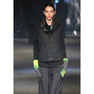 Y-3のフリマアイテム一覧 Y-3のフリマアイテム一覧