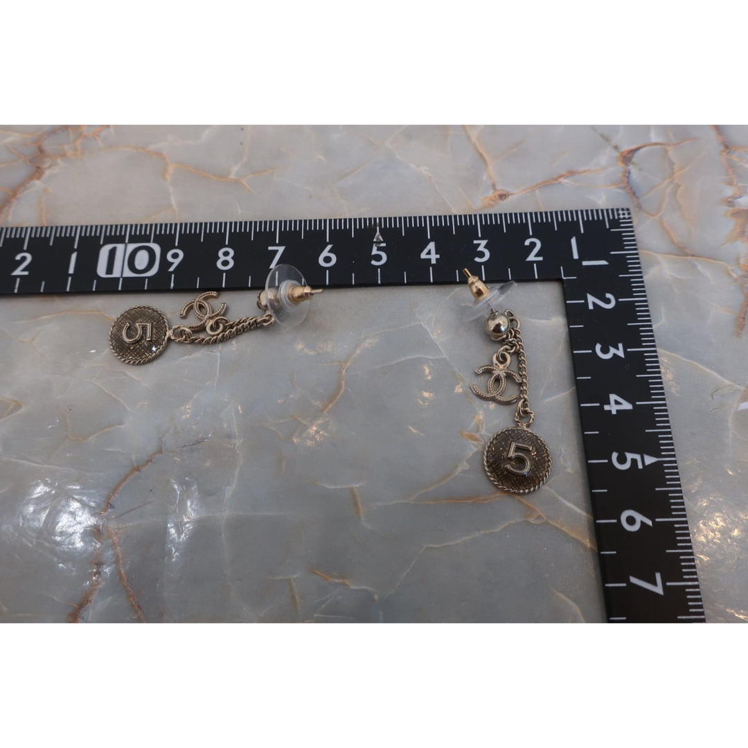 シャネル ぶら下がりピアス 金メッキ ゴールド ピアス シャネル ぶら下がりピアス 金メッキ ゴールド ピアス