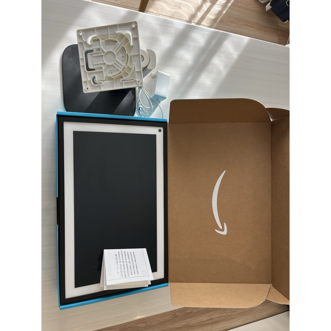 Amazon Echo Show 15 本体 別売りスタンド付 Amazon Echo Show 15 本体 別売りスタンド付