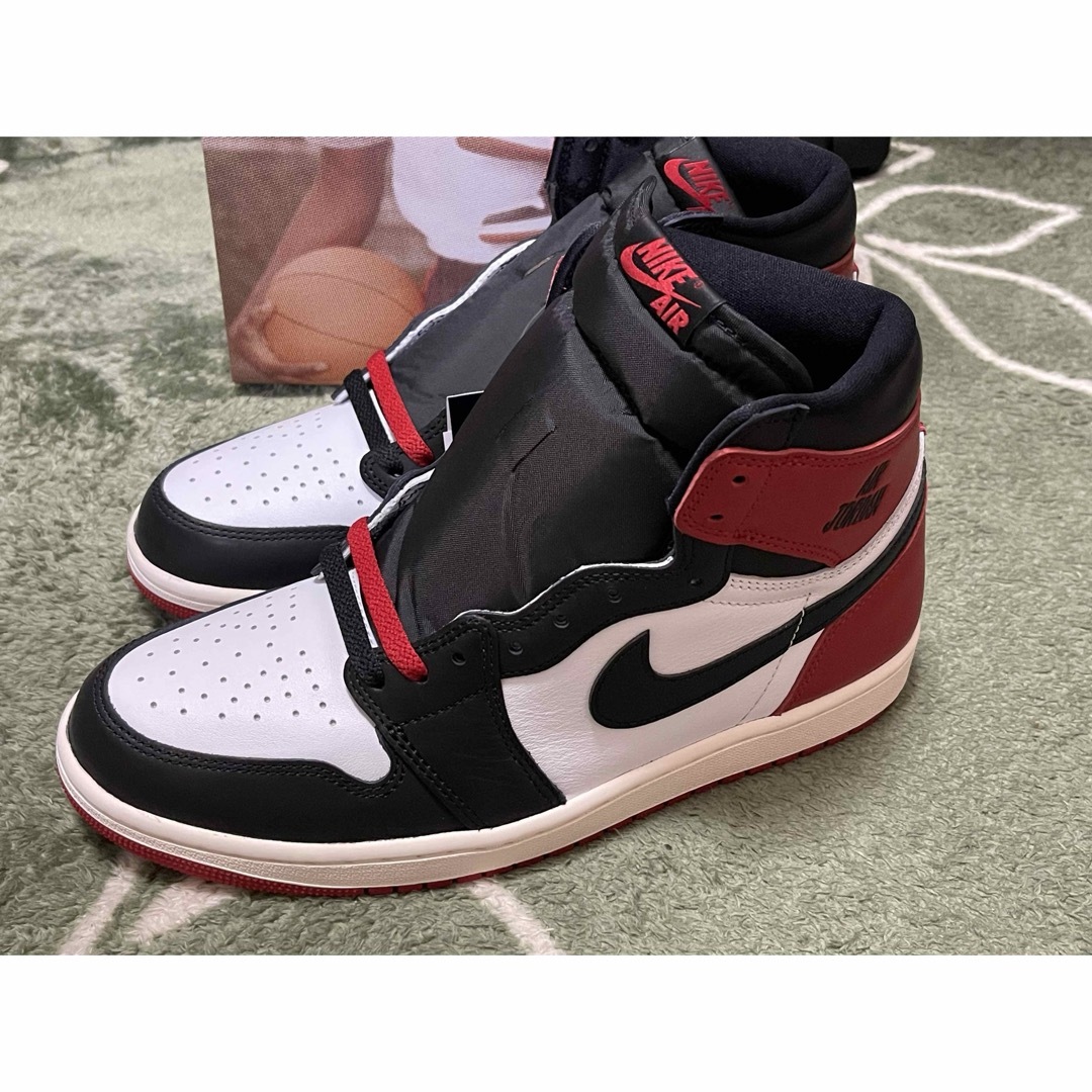 NIKE - 【新品】ナイキ エアジョーダン1 レトロハイ OG NIKE - 【新品】ナイキ エアジョーダン1 レトロハイ OG
