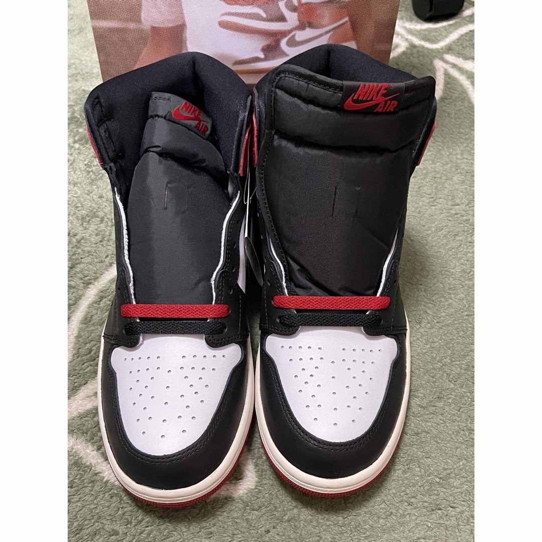 NIKE - 【新品】ナイキ エアジョーダン1 レトロハイ OG NIKE - 【新品】ナイキ エアジョーダン1 レトロハイ OG