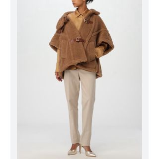 Max Mara(ショート ・ 毛皮/ファーコート)のフリマアイテム一覧 Max Mara(ショート ・ 毛皮/ファーコート)のフリマアイテム一覧