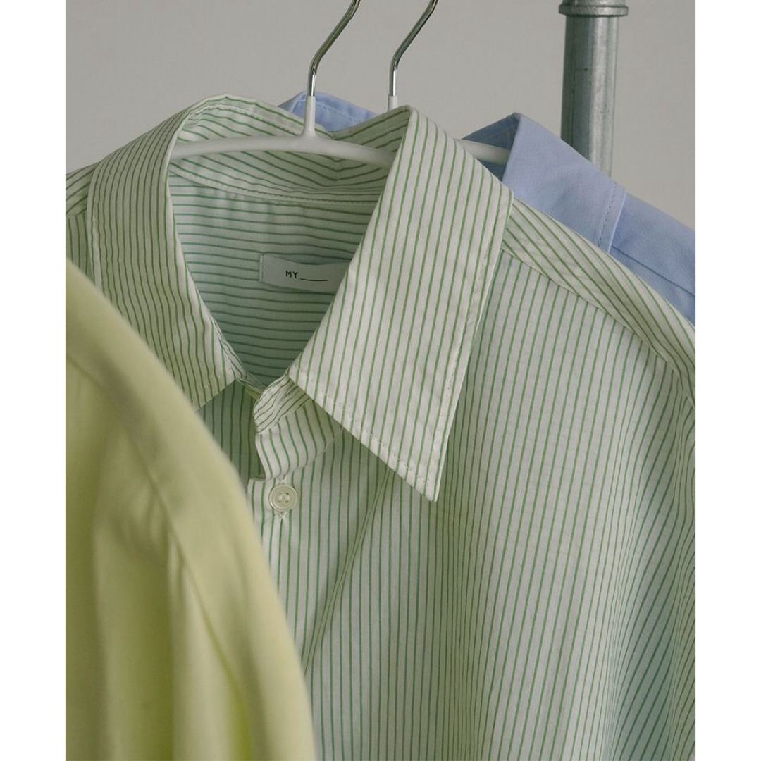 MY___ STRIPED CROPPED SHIRT グリーン MY___ STRIPED CROPPED SHIRT グリーン