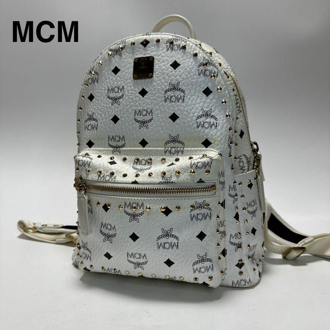 g71【美品】MCM レザー ヴィセトス ロゴプレート スタッズ 白 g71【美品】MCM レザー ヴィセトス ロゴプレート スタッズ 白