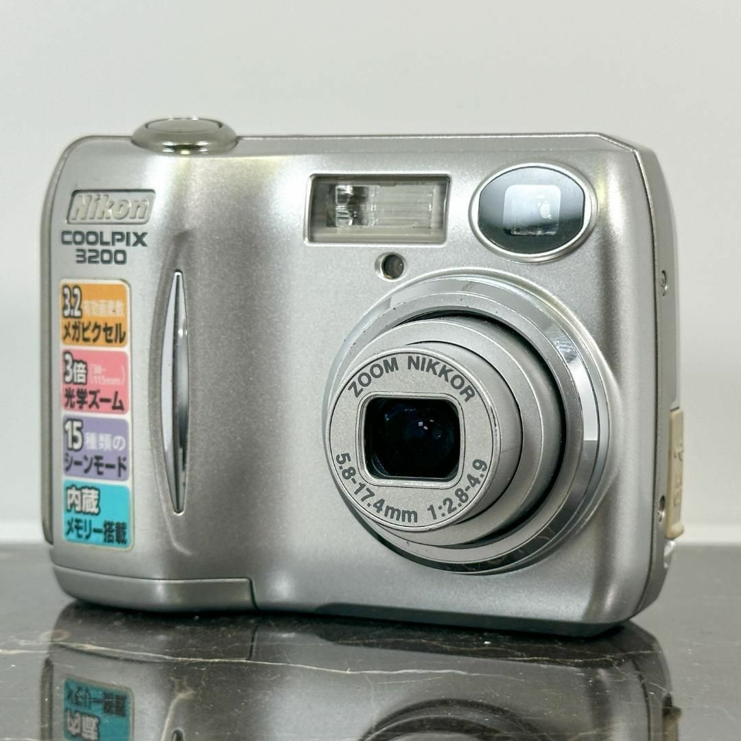 Nikon COOLPIX 3200 シルバー 単3電池駆動 カメラ Nikon COOLPIX 3200 シルバー 単3電池駆動 カメラ