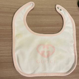 GUCCI(ベビースタイ/よだれかけ)のフリマアイテム一覧 GUCCI(ベビースタイ/よだれかけ)のフリマアイテム一覧