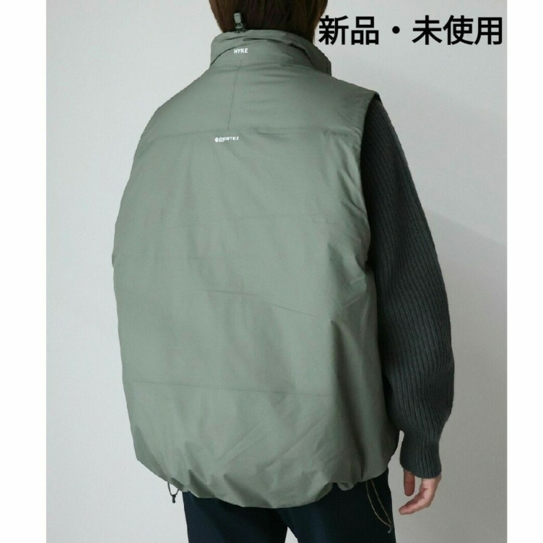 HYKE(ハイク)の【新品・未使用】HYKE PERTEX PUFF VEST OLIVE DRAB レディースのジャケット/アウター(ダウンベスト)の商品写真