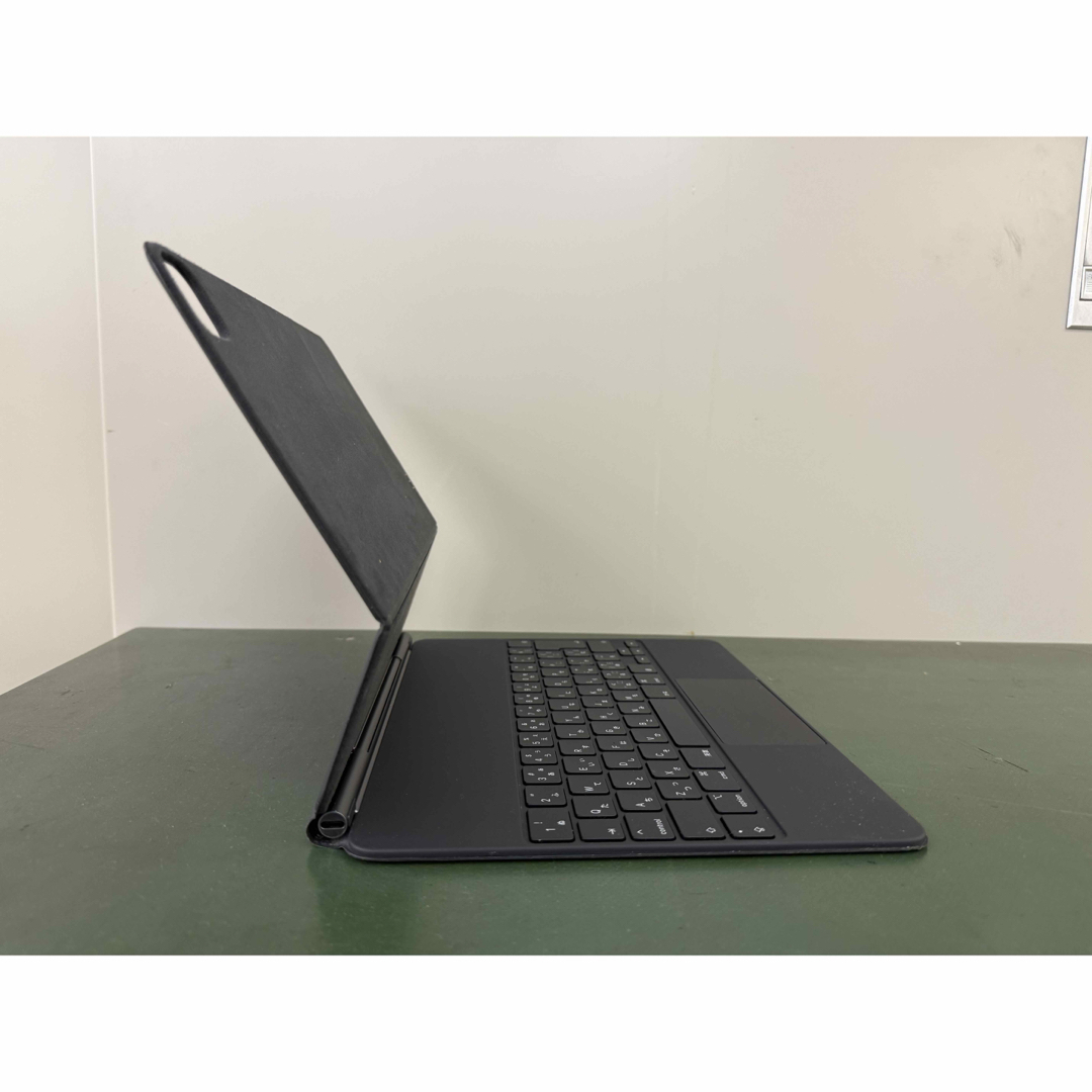12.9インチiPad Pro(第4世代)Magic Keyboard 12.9インチiPad Pro(第4世代)Magic Keyboard