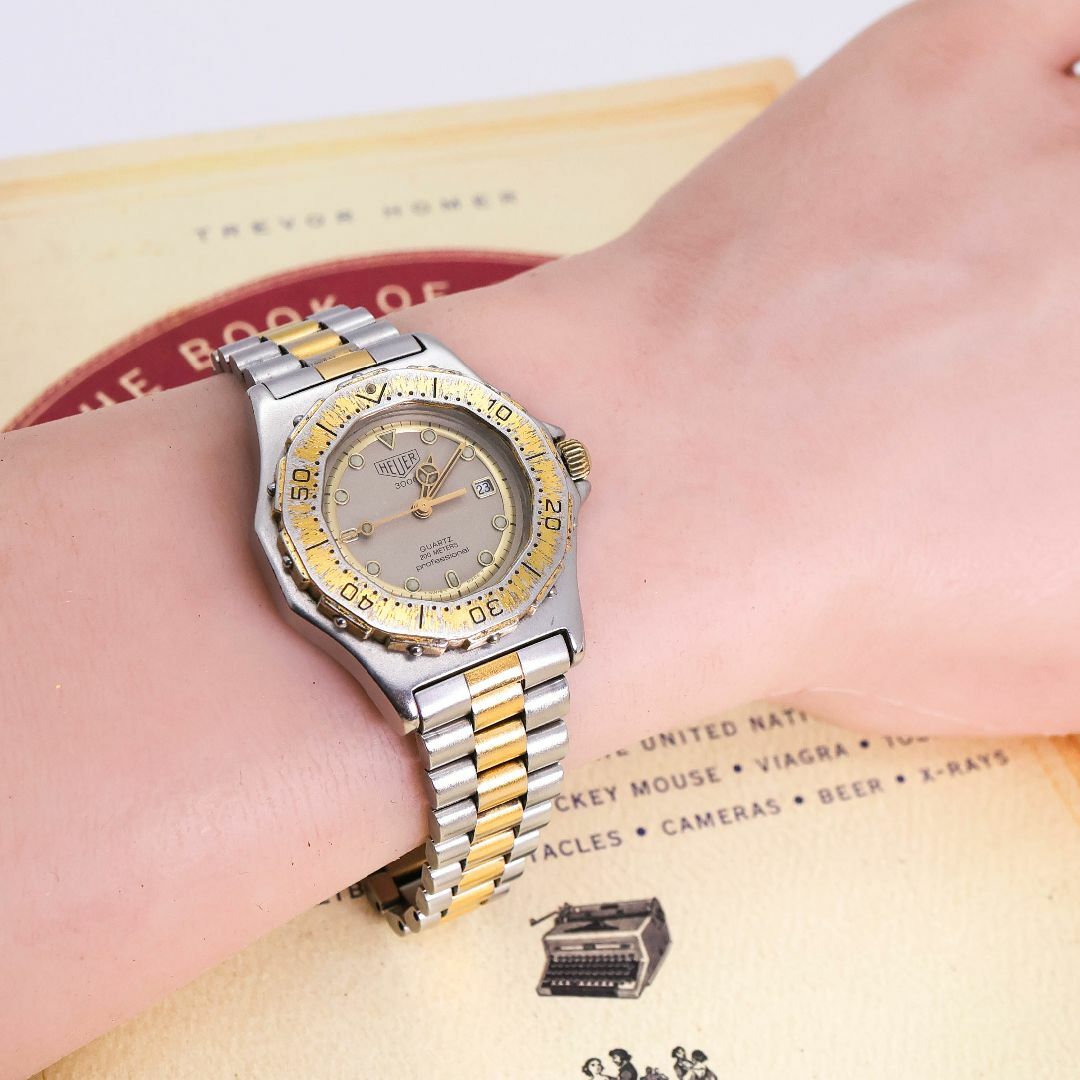 稼働 TAG HEUER 3000 腕時計 回転ベゼル ボーイズ 希少 56 稼働 TAG HEUER 3000 腕時計 回転ベゼル ボーイズ 希少 56
