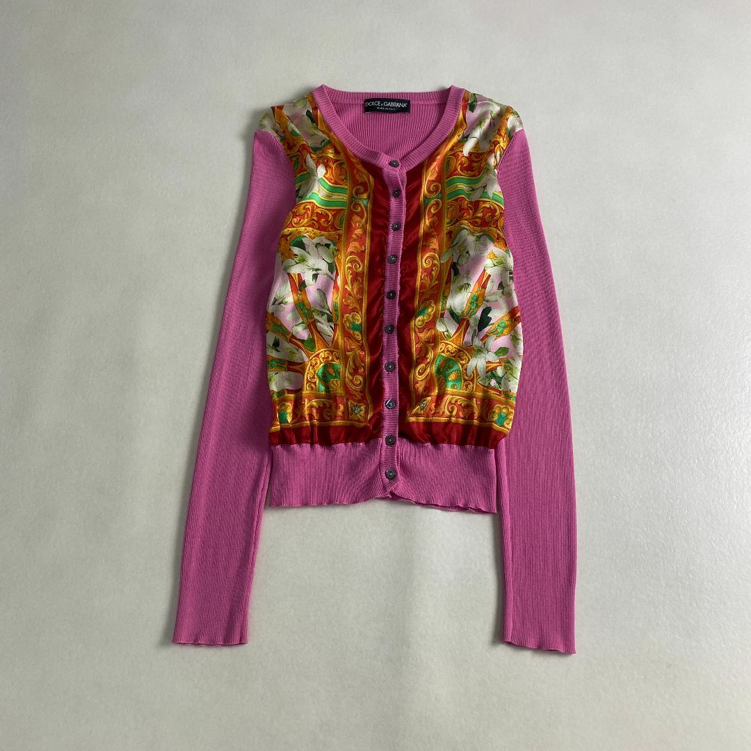 DOLCE&GABBANA - 美品　ドルチェアンドガッバーナ　カーディガン　シルク　花柄　スカーフ柄　ピンク